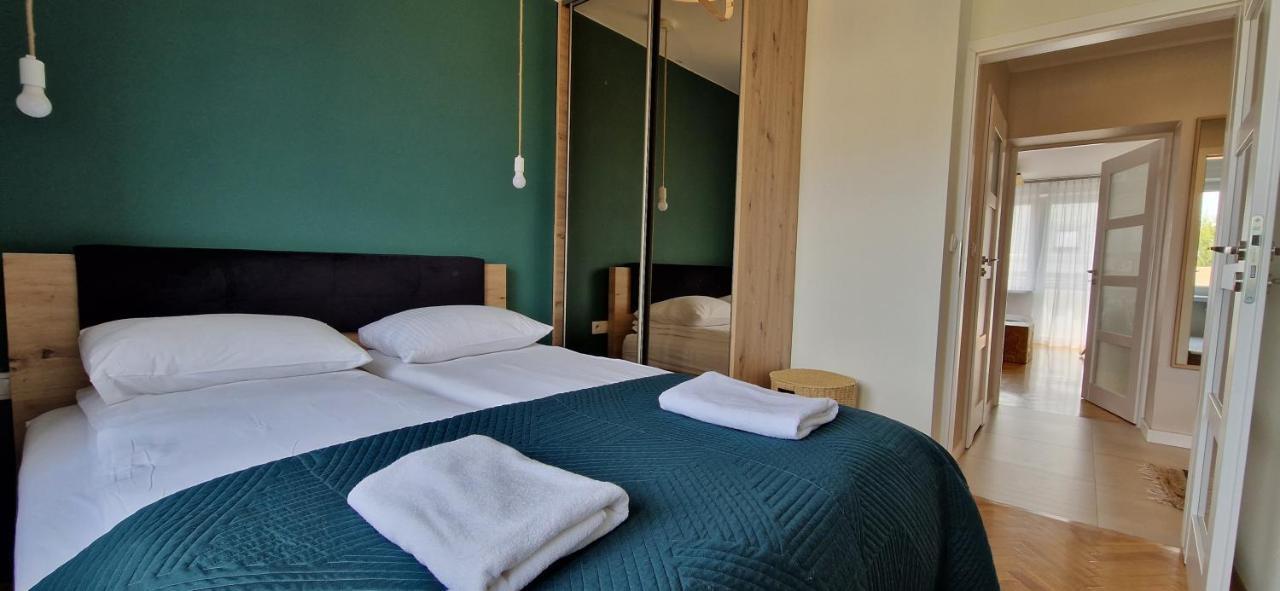 3 Rooms Apartment Podgorze Citybeat #3 Cracovia Esterno foto
